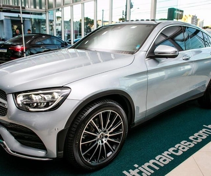 Mercedes-Benz GLC-300 2022 Prata — foto 1 de 3