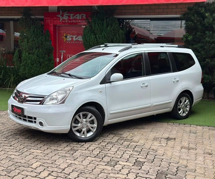 Nissan LIVINA 2013 Branco — foto 1 de 3