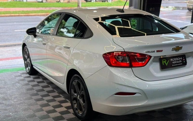 imagem-https://www.socarrao.com.br/sc-vehicle-images-prod/2973195/1789567168480-8337257_9_B_e445ead940.jpeg