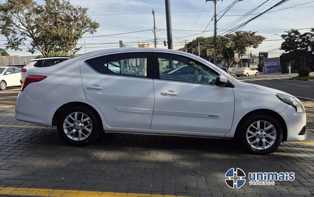 imagem-https://www.socarrao.com.br/sc-vehicle-images-prod/2973208/1785524251123-a5f4aa78-95a2-4104-89ce-18a8c4f7debd20260731144824.jpeg