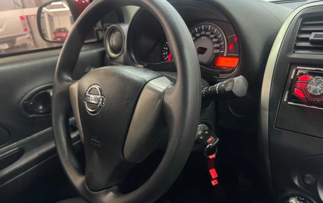imagem-https://www.socarrao.com.br/sc-vehicle-images-prod/2973239/1785524324535-8301976_14_B_7dadf02b0f.jpeg