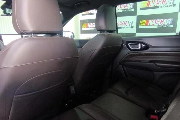 imagem-https://www.socarrao.com.br/sc-vehicle-images-prod/2973476/1785937532415-8076655_12_B_a92eb2c23c.jpeg