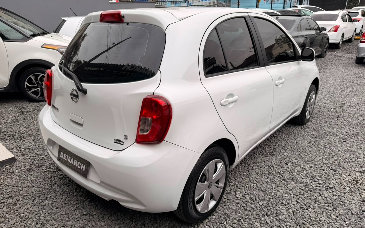 imagem-https://www.socarrao.com.br/sc-vehicle-images-prod/2973544/1785525399512-MjlhYTkyMjctNDNkNi00ZjhkLTk5MDMtMjQ3NDliYWZhNDQwLmpwZWc.jpeg