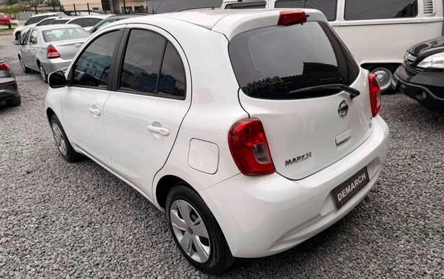 imagem-https://www.socarrao.com.br/sc-vehicle-images-prod/2973544/1785525399618-YjY0MDc2YjUtOGNmZC00YWQ4LThjNzgtNTM3Yzc3Zjc5OTc4LmpwZWc.jpeg
