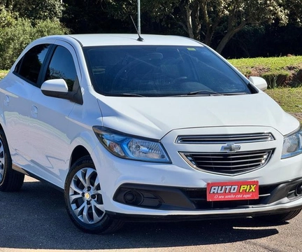 Chevrolet Onix 2013 Branco — foto 1 de 3