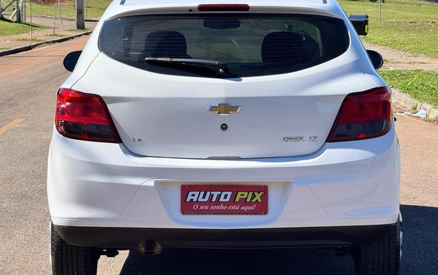 imagem-https://www.socarrao.com.br/sc-vehicle-images-prod/2973633/1788373747013-8230965_3_B_d9831a739a.jpeg
