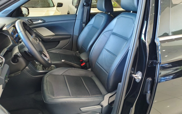 imagem-https://www.socarrao.com.br/sc-vehicle-images-prod/2973720/1785525902102-aWluIDAxLmpwZWc.jpeg