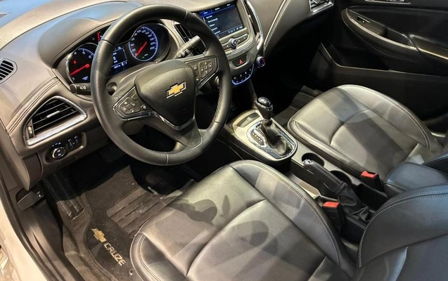 imagem-https://www.socarrao.com.br/sc-vehicle-images-prod/2973746/1789567299681-8337261_5_B_4b2426347e.jpeg