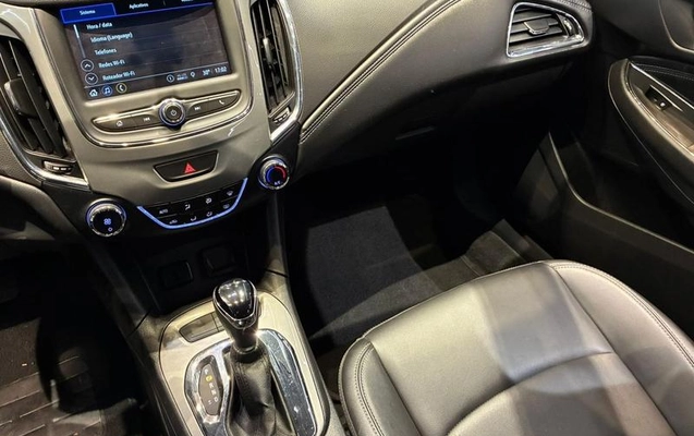 imagem-https://www.socarrao.com.br/sc-vehicle-images-prod/2973746/1789567299682-8337261_14_B_7d67d27024.jpeg