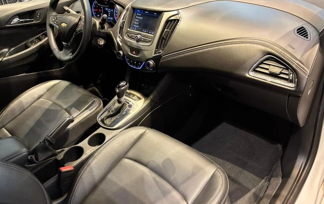 imagem-https://www.socarrao.com.br/sc-vehicle-images-prod/2973746/1789567299684-8337261_5_B_5d14c153f6.jpeg