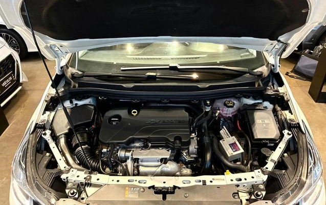 imagem-https://www.socarrao.com.br/sc-vehicle-images-prod/2973746/1789567299687-8337261_14_B_c6d1f54d17.jpeg