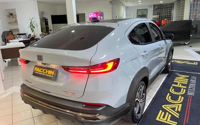 imagem-https://www.socarrao.com.br/sc-vehicle-images-prod/2973874/1789148752410-8324669_6_B_2a1edd73be.jpeg