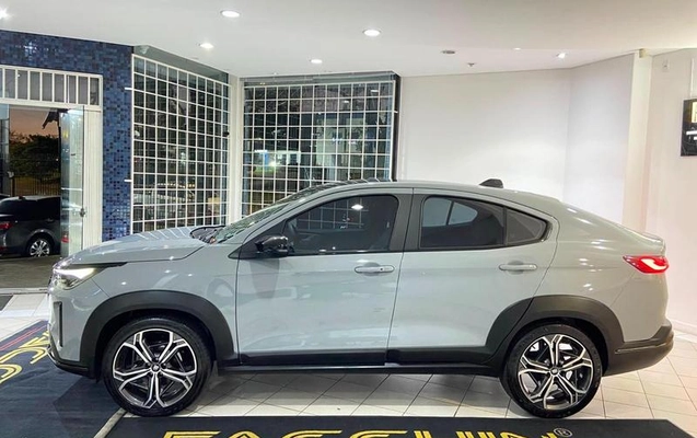 imagem-https://www.socarrao.com.br/sc-vehicle-images-prod/2973874/1789148752416-8324669_4_B_5c1ddceb01.jpeg
