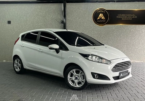 Ford Fiesta 2017 Branco — foto 1 de 3
