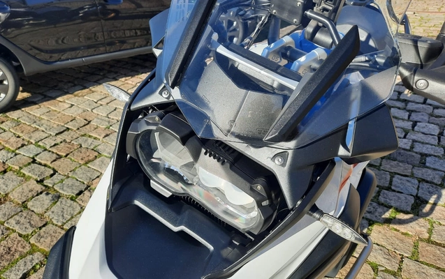 imagem-https://www.socarrao.com.br/sc-vehicle-images-prod/2974005/1785527000438-V2hhdHNBcHAgSW1hZ2UgMjAyNi0wNy0zMSBhdCAxNS4zMy4zOC5qcGVn.jpeg