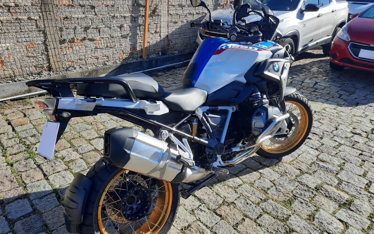 imagem-https://www.socarrao.com.br/sc-vehicle-images-prod/2974005/1785527000483-V2hhdHNBcHAgSW1hZ2UgMjAyNi0wNy0zMSBhdCAxNS4zMy4zNi5qcGVn.jpeg