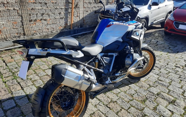 imagem-https://www.socarrao.com.br/sc-vehicle-images-prod/2974005/1785527000483-V2hhdHNBcHAgSW1hZ2UgMjAyNi0wNy0zMSBhdCAxNS4zMy4zNi5qcGVn.jpeg