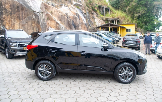 imagem-https://www.socarrao.com.br/sc-vehicle-images-prod/2974030/1787759127019-1d07d06bf1a24e3aa85b5c3925c80d9e_1785526670287.jpg