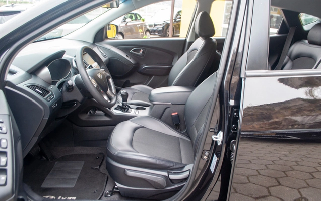 imagem-https://www.socarrao.com.br/sc-vehicle-images-prod/2974030/1787759127023-64bdf1c4865b49da8fc34b5f7aa43dfe_1785526670317.jpg