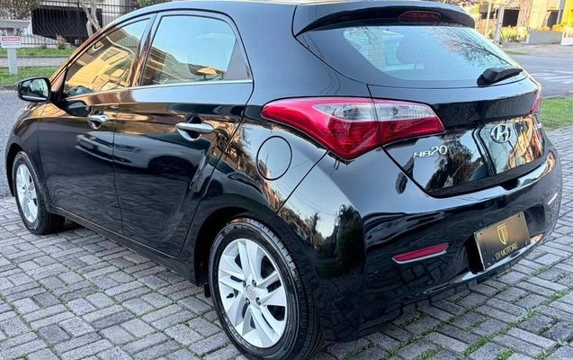 imagem-https://www.socarrao.com.br/sc-vehicle-images-prod/2974421/1787951700931-8329108_4_B_e81ee7634a.jpeg
