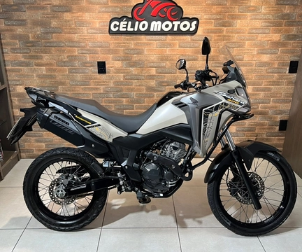 Honda XRE 300 ADVENTURE FLEX 2024 Bege — foto 1 de 3
