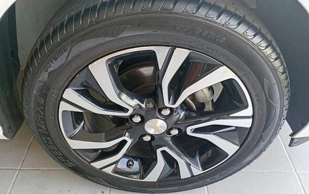 imagem-https://www.socarrao.com.br/sc-vehicle-images-prod/2974614/1789675837012-8337202_10_B_a4d6f2f12b.jpeg