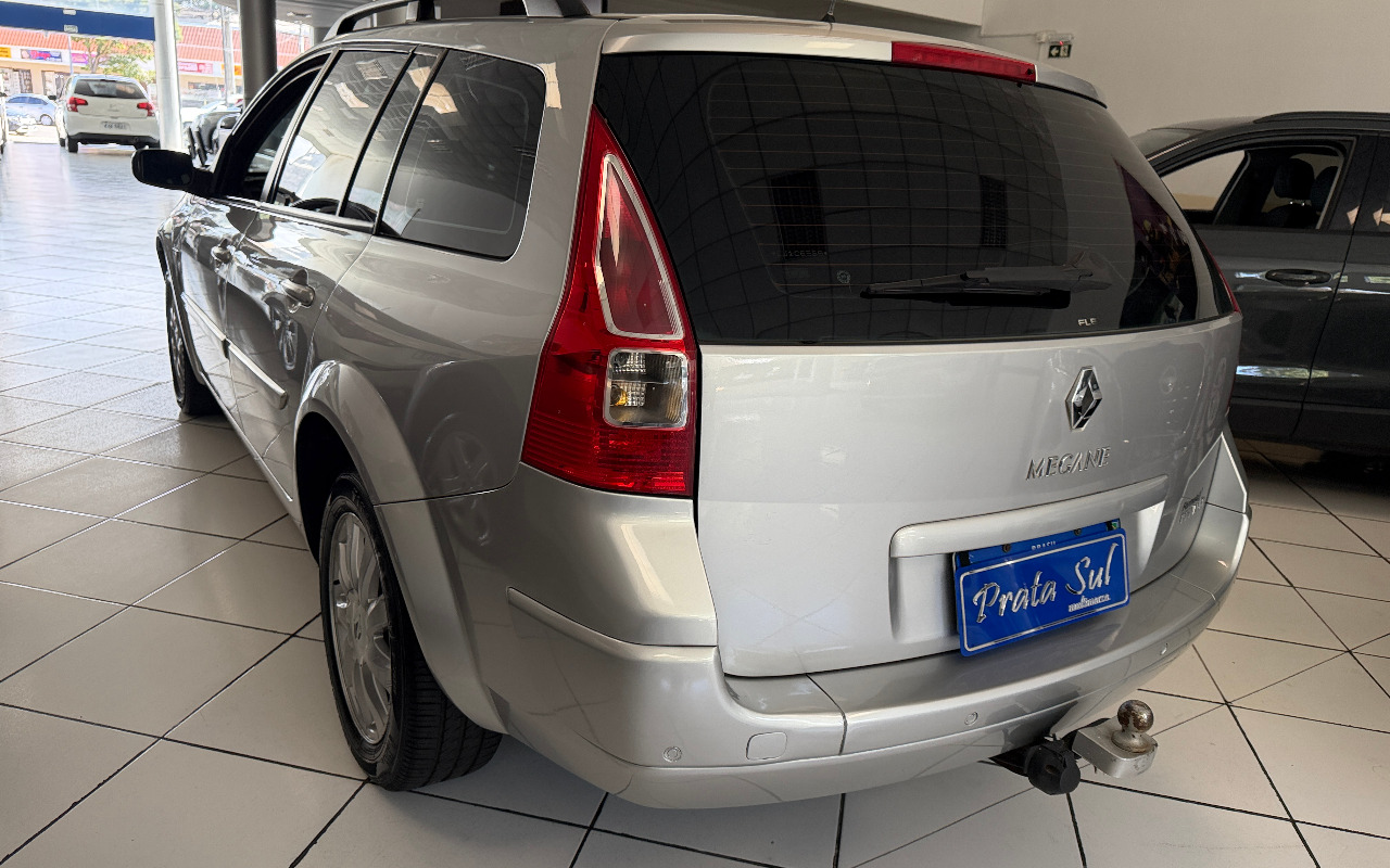 imagem-https://www.socarrao.com.br/sc-vehicle-images-prod/2974641/1785528914737-MjAyNjAyMjdfMTgzMjM2OTM2X2lPUy5qcGc.jpg