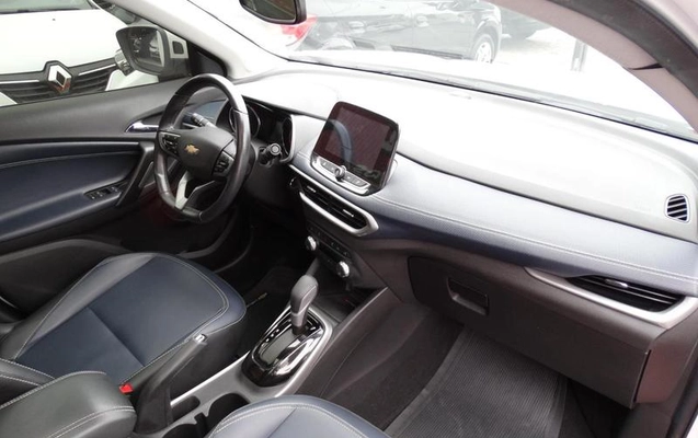 imagem-https://www.socarrao.com.br/sc-vehicle-images-prod/2974939/1789644859198-8338067_18_B_9b2cfe6542.jpeg
