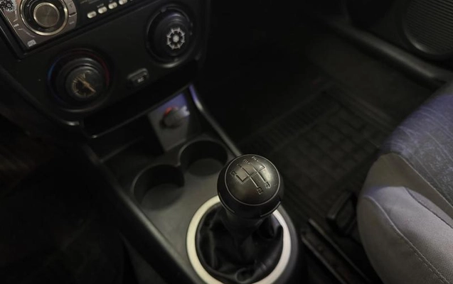 imagem-https://www.socarrao.com.br/sc-vehicle-images-prod/2975010/1786985852150-8338038_12_B_1db63e990d.jpeg