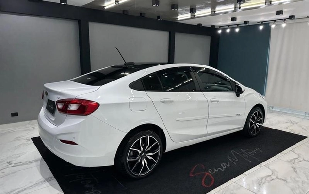 imagem-https://www.socarrao.com.br/sc-vehicle-images-prod/2975334/1788196617267-8325544_5_B_4dd724124e.jpeg