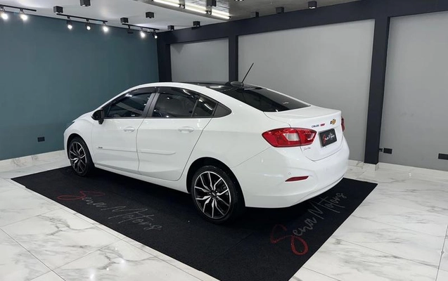 imagem-https://www.socarrao.com.br/sc-vehicle-images-prod/2975334/1788196617272-8325544_8_B_7d5746f6e1.jpeg