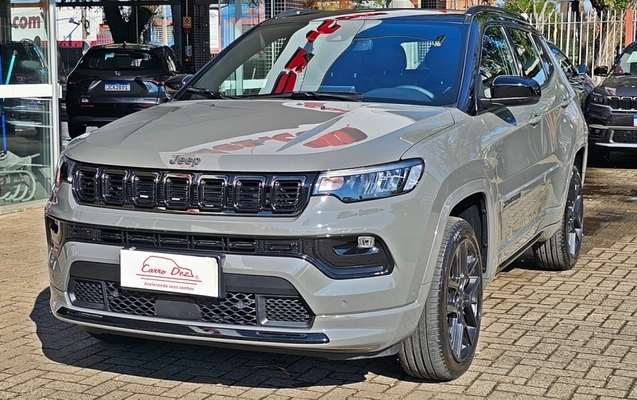 imagem-https://www.socarrao.com.br/sc-vehicle-images-prod/2975339/1789239708977-LakLaypUj9HNZwsMEssnR9ao9KbWeXUG.jpg