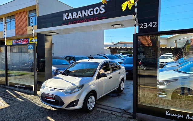 imagem-https://www.socarrao.com.br/sc-vehicle-images-prod/2975906/1785532509646-036974cc-194e-47e1-bb1b-6cbd55660602.jpg