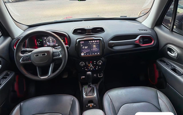 imagem-https://www.socarrao.com.br/sc-vehicle-images-prod/2975982/1786024786562-1694c927-9129-418d-a24d-47b2db5d1dd8.jpg