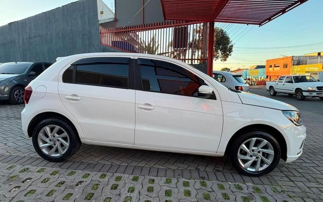 imagem-https://www.socarrao.com.br/sc-vehicle-images-prod/2976016/1789219997431-8338411_10_B_bd2ed48a6d.jpeg