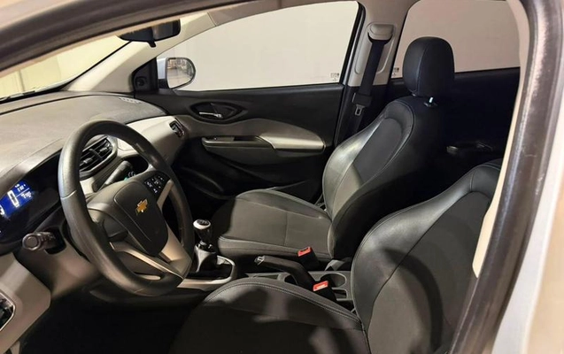 imagem-https://www.socarrao.com.br/sc-vehicle-images-prod/2976242/1787829034405-8327271_4_B_c2252871f6.jpeg