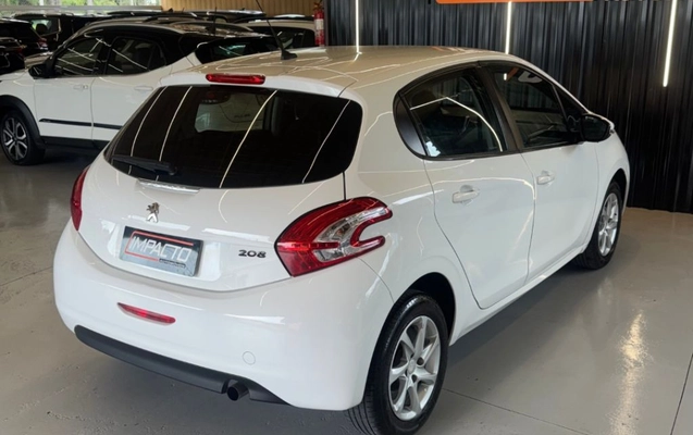 imagem-https://www.socarrao.com.br/sc-vehicle-images-prod/2976627/1786120120780-gb-922fd7c.jpeg