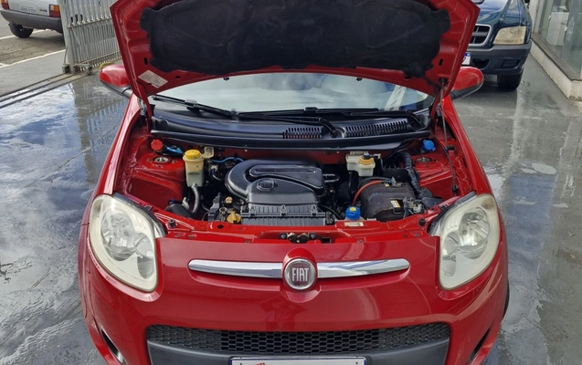imagem-https://www.socarrao.com.br/sc-vehicle-images-prod/2978442/1785539305003-OS5qcGVn.jpeg
