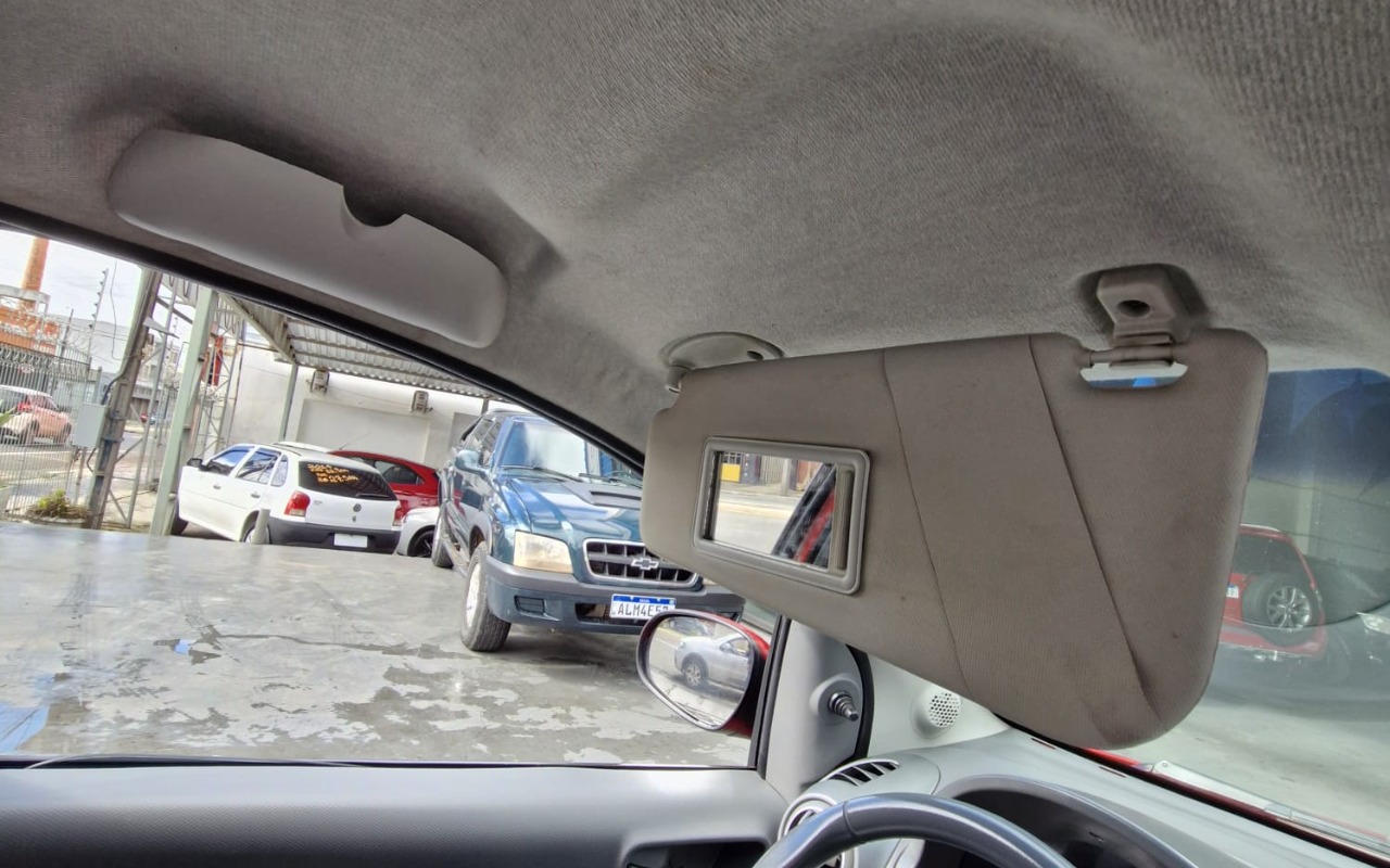 imagem-https://www.socarrao.com.br/sc-vehicle-images-prod/2978442/1785539306950-MjUuanBlZw.jpeg