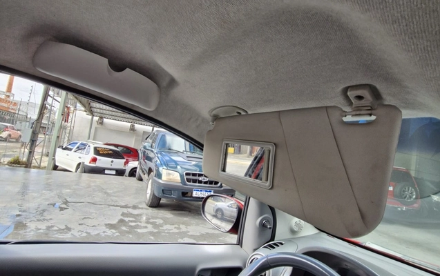 imagem-https://www.socarrao.com.br/sc-vehicle-images-prod/2978442/1785539306950-MjUuanBlZw.jpeg