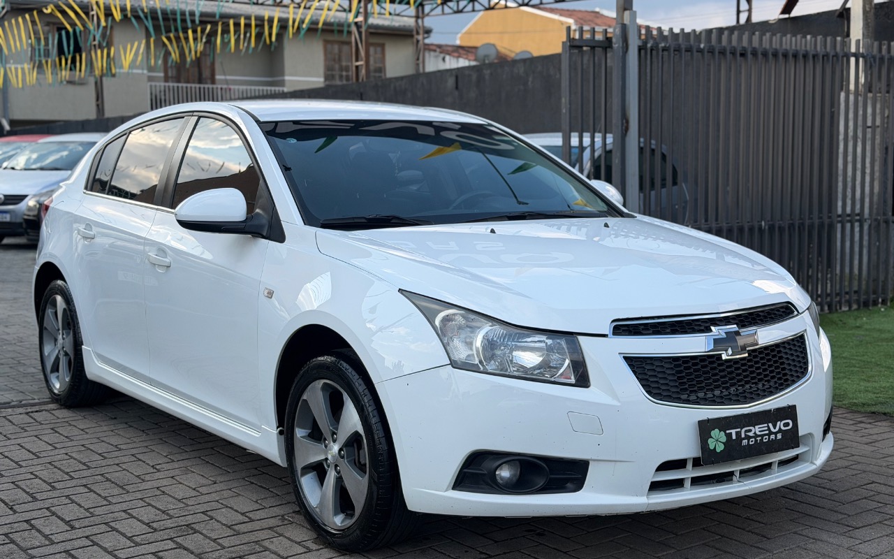 imagem-https://www.socarrao.com.br/sc-vehicle-images-prod/2981486/1787949614418-SU1HXzEyMDkuanBlZw.jpeg