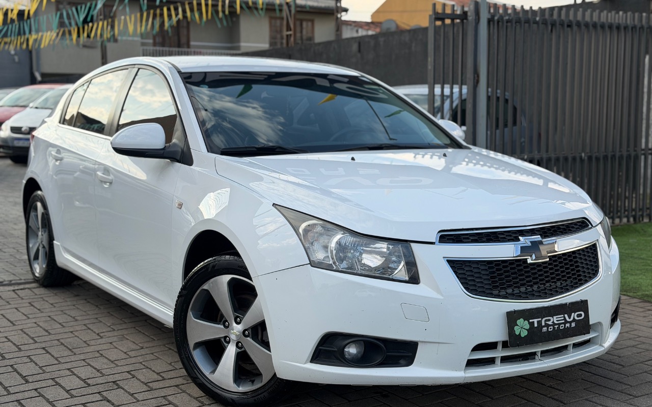 imagem-https://www.socarrao.com.br/sc-vehicle-images-prod/2981486/1787949614665-SU1HXzEyMTUuanBlZw.jpeg