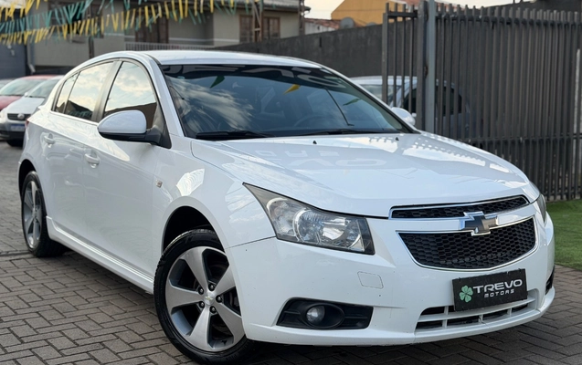 imagem-https://www.socarrao.com.br/sc-vehicle-images-prod/2981486/1787949614665-SU1HXzEyMTUuanBlZw.jpeg