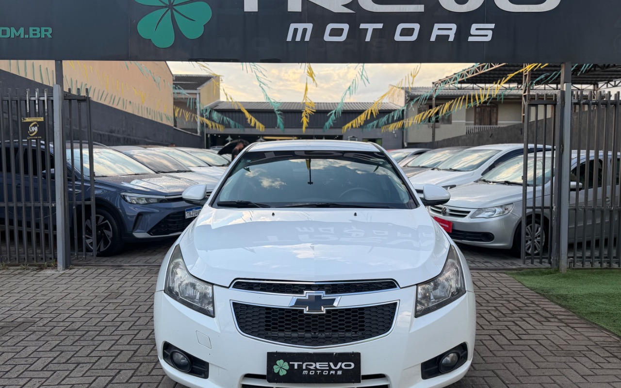 imagem-https://www.socarrao.com.br/sc-vehicle-images-prod/2981486/1787949614868-SU1HXzEyMTMuanBlZw.jpeg