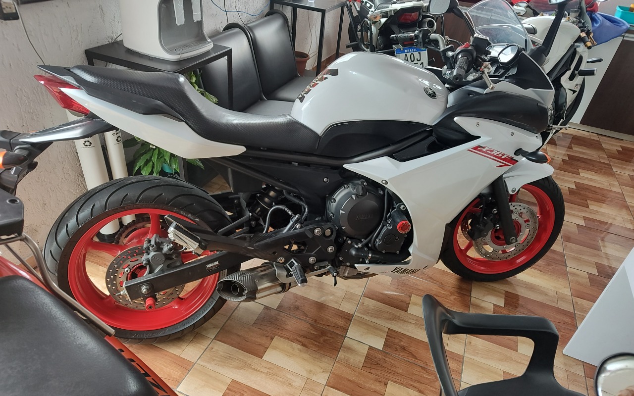 imagem-https://www.socarrao.com.br/sc-vehicle-images-prod/2982042/1785550220882-SU1HXzIwMjUxMjMwXzE1MDAyMTMzM19IRFIuanBn.jpg