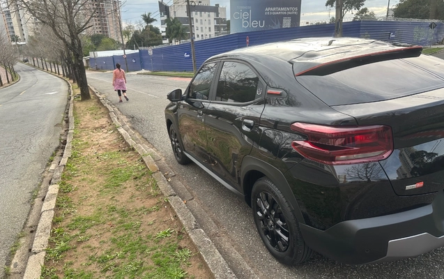 imagem-https://www.socarrao.com.br/sc-vehicle-images-prod/2990373/1785757972004-SU1HXzU5NTkuanBlZw.jpeg