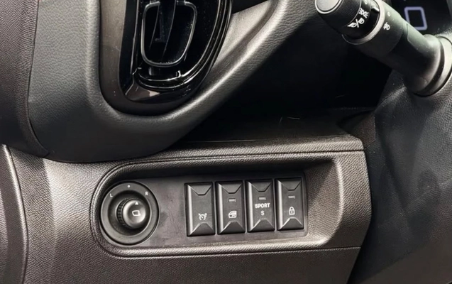 imagem-https://www.socarrao.com.br/sc-vehicle-images-prod/2990373/1788923951993-SU1HXzYyMDguanBlZw.jpeg
