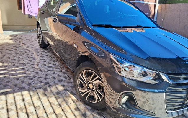 imagem-https://www.socarrao.com.br/sc-vehicle-images-prod/2990374/1785609517048-MjAyNjA4MDFfMTUyMDAyLmpwZw.jpg