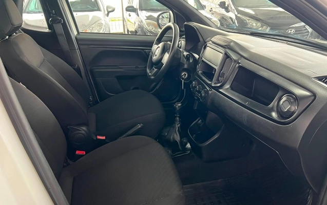imagem-https://www.socarrao.com.br/sc-vehicle-images-prod/2990383/1786716933188-gb-b715005.jpg