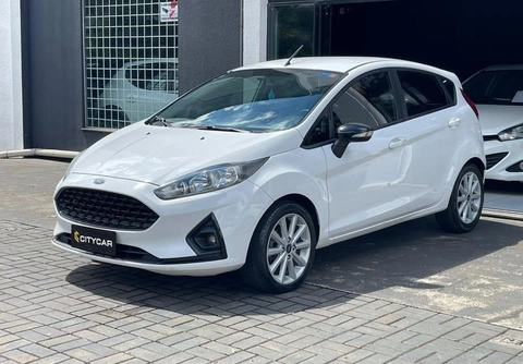 Ford Fiesta 2018 Branco — foto 1 de 3